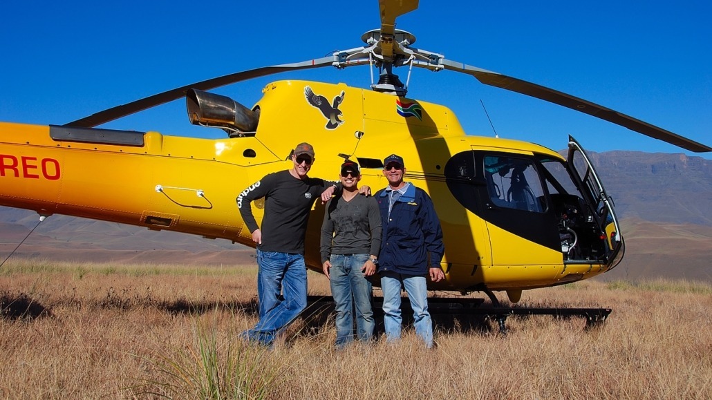 Airbus H125b3 ZS-REO in the Drakensberg